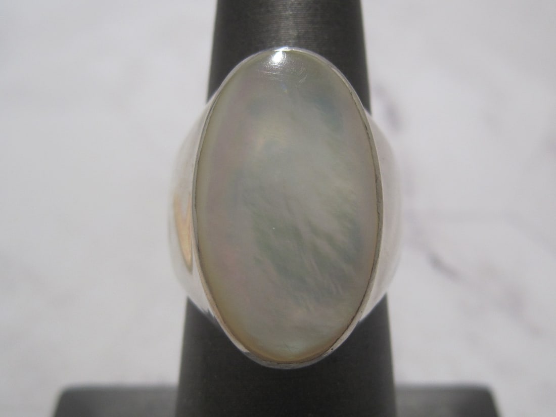 Sterling Silver Mother of Pearl Ring (1 of 4)