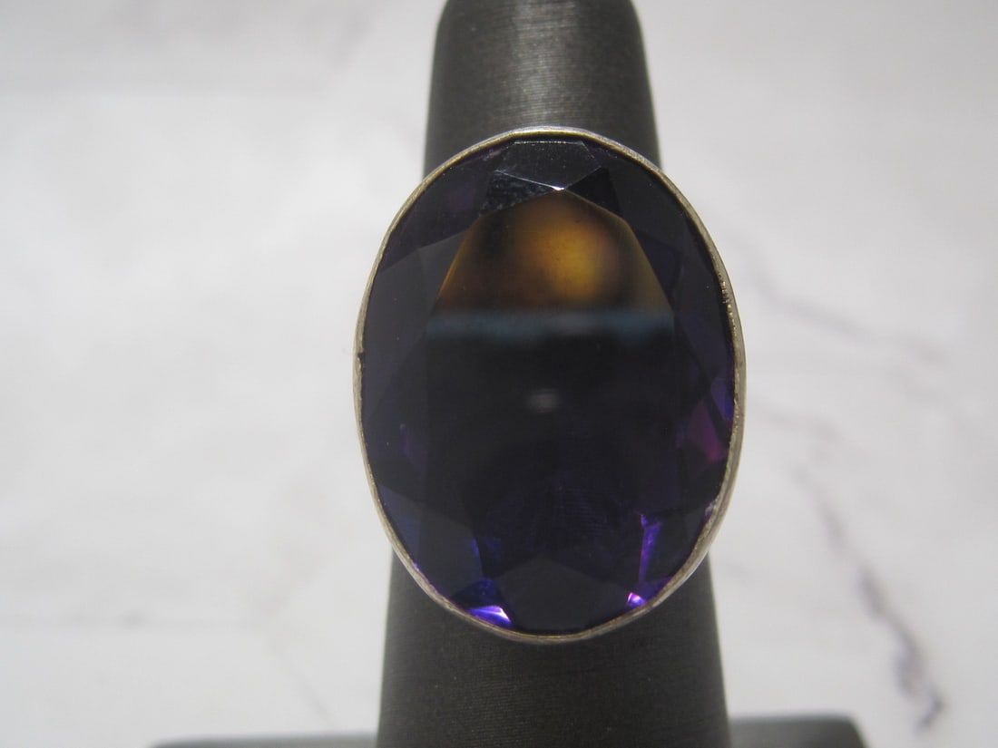 Sterling Silver Amethyst Ring (1 of 4)