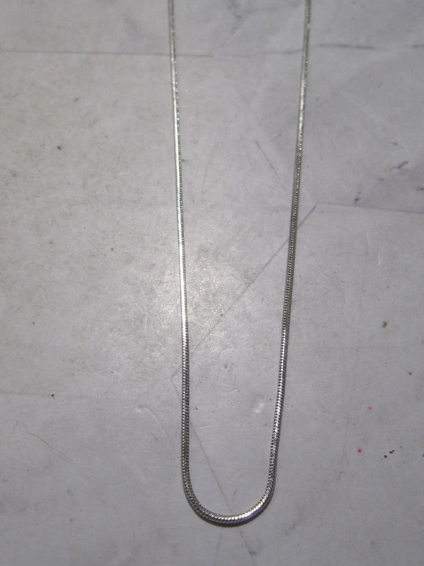 Sterling Silver Chain: Weighs 6.5 grams, 28" long, Cable link, New 