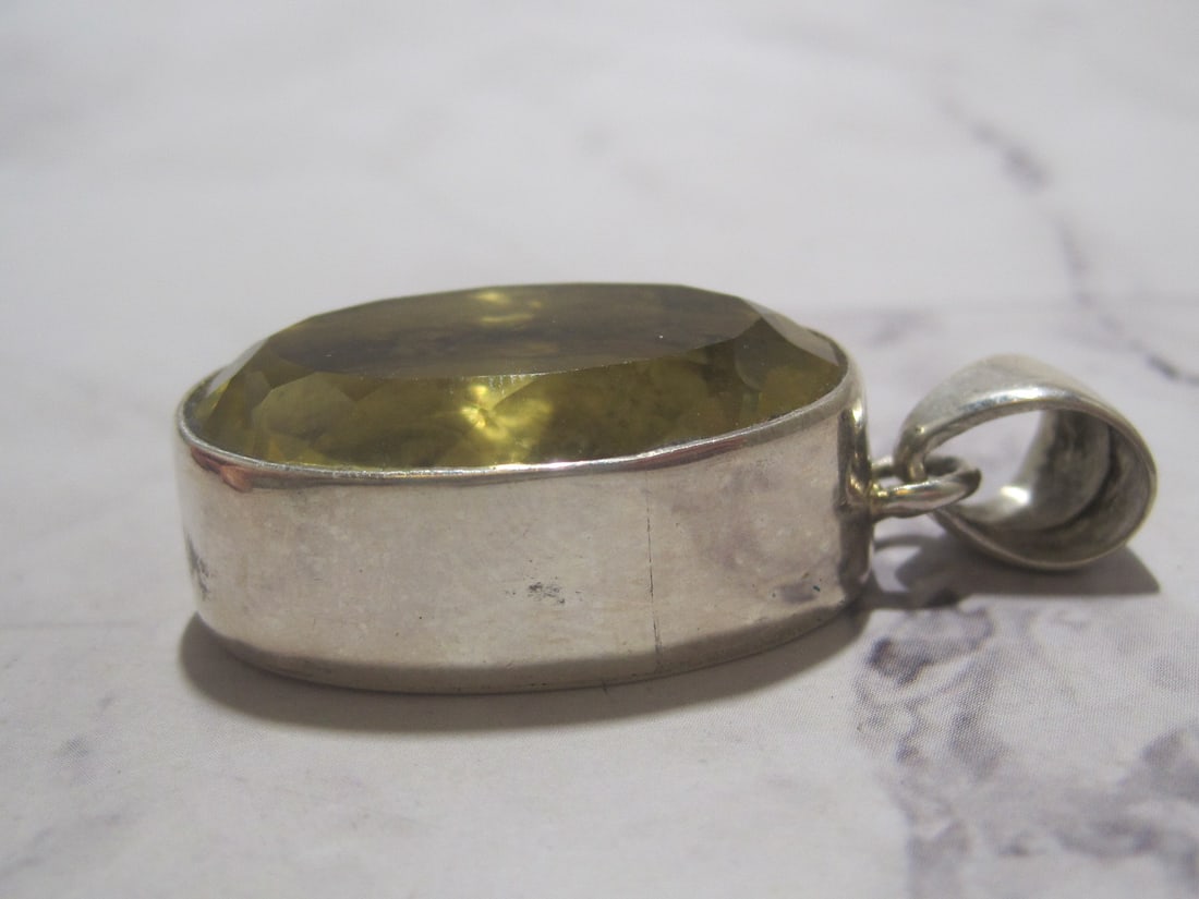 Sterling Silver Large Lemon Quartz Pendant - 3