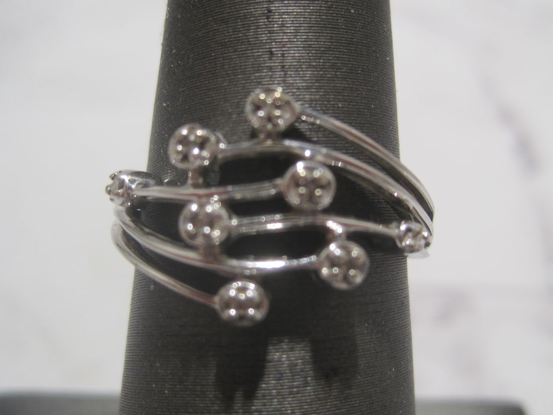 10k White Gold Diamond Ring (1 of 4)