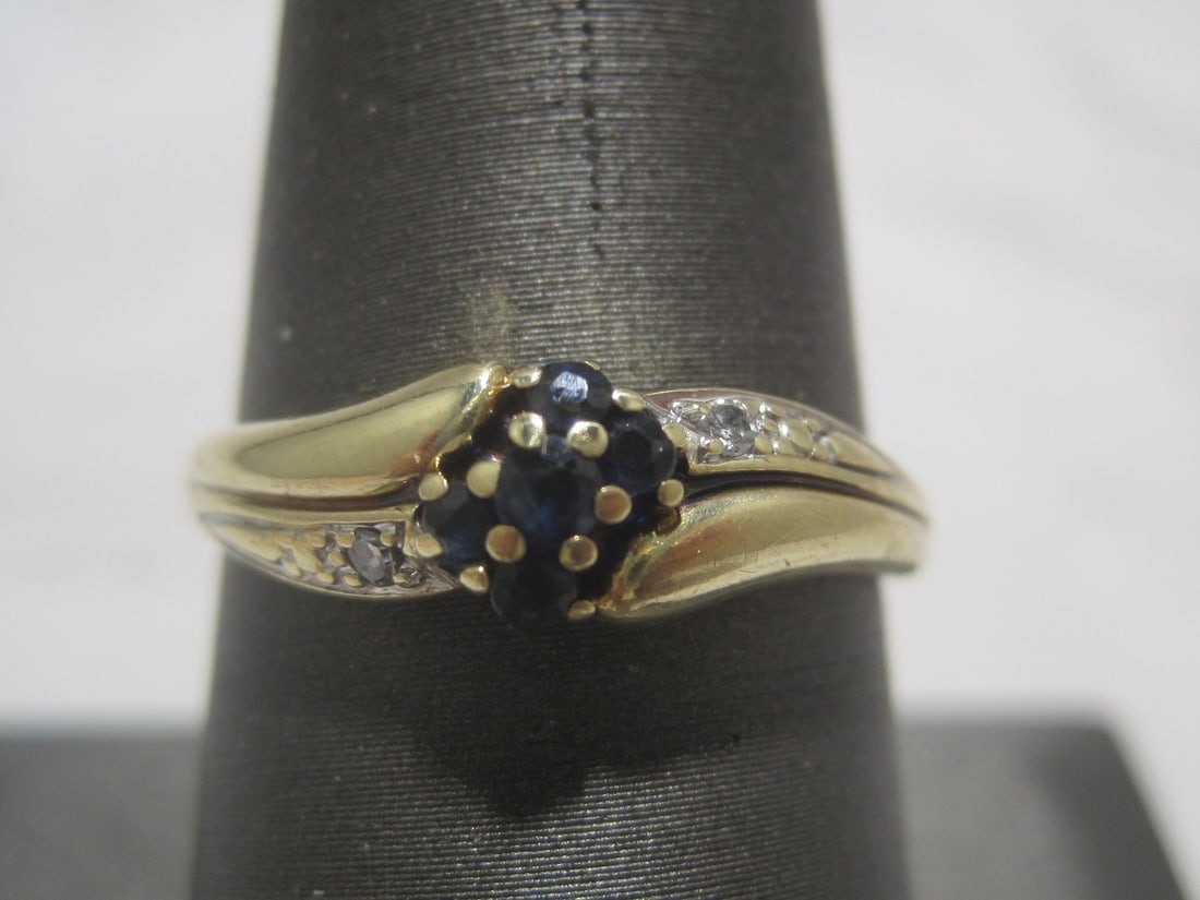 10k Gold Sapphire & Diamond Ring (1 of 4)