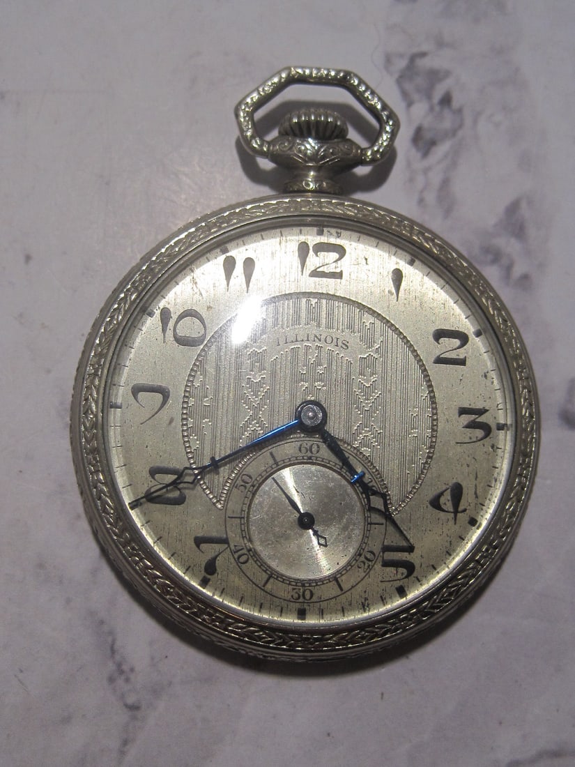 1925 Illinois 17 Jewels Pocketwatch (1 of 5)