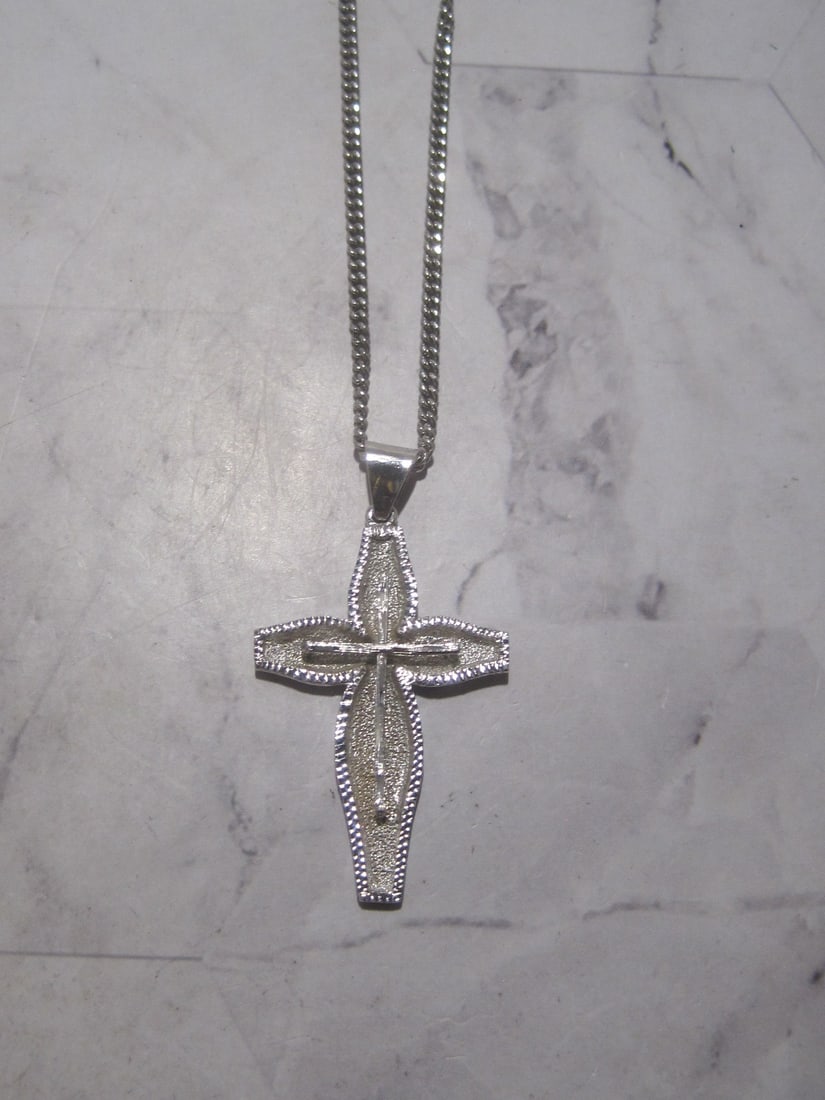 Sterling Silver Cross Pendant & Chain (1 of 6)