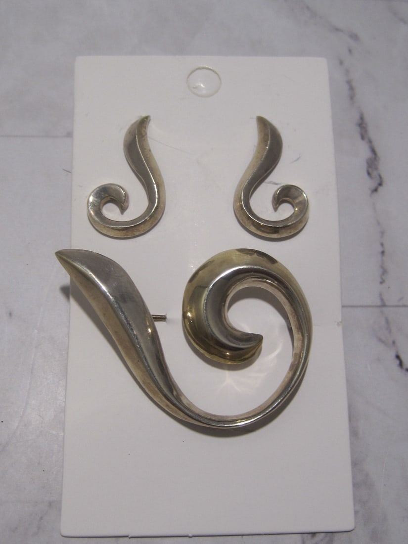 Sterling Silver Designer Style Pin & Pierced Earrings (1 of 4)