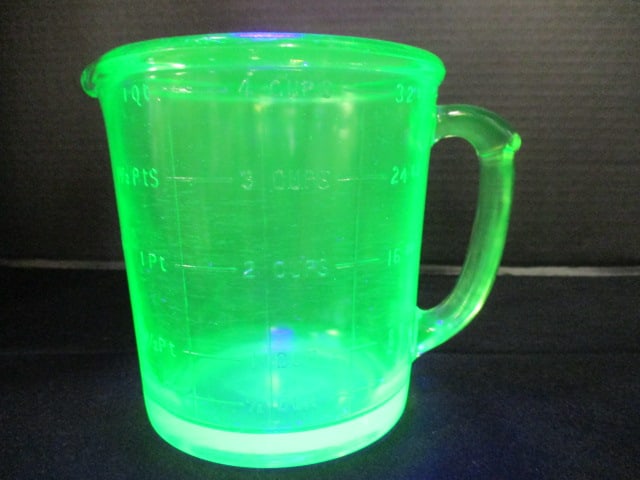 Hazel Atlas Green Uranium/Vaseline 4 Cup Measure Cup - 3