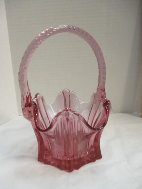 Fenton Pink Art Glass Basket (1 of 10)