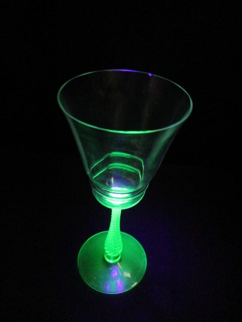 Pair of Green Depression Uranium/Vaseline Glass Wine Stems - 4