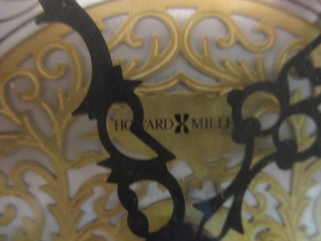 Howard Miller Oak Quartz Mantle Clock - 2