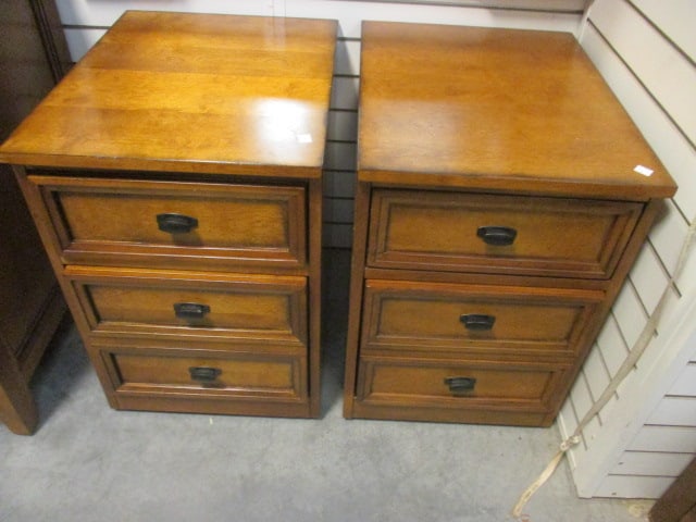 Pair of Haverty's Yorkston Portable File Cabinets (1 of 4)