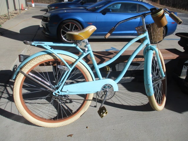 Huffy "Nel Lusso" 26" Touring Bike (1 of 12)