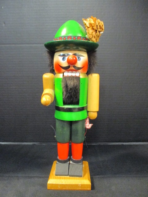Steinbach German Nutcracker (1 of 11)