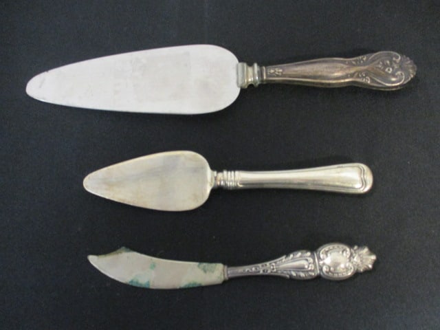 Sterling Handle Server and Spreaders (1 of 17)