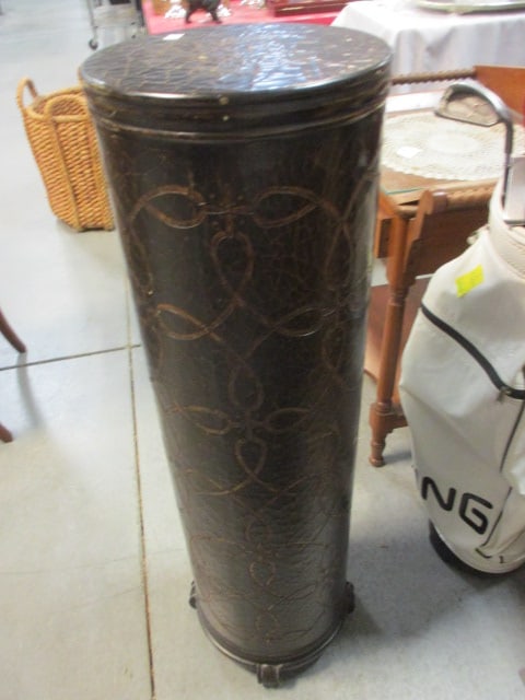 Faux Animal Skin Textured Pedestal Stand: 12"dia x 42 1/2"h, some finish scuffs, Local Pickup Only 