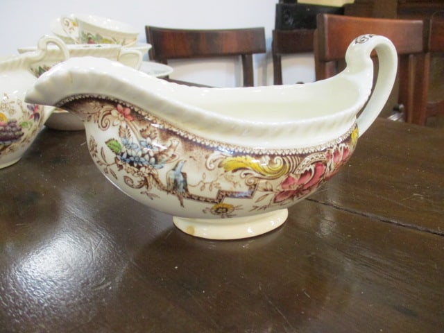 35pc.Pomona Windsor Ware by Johnson Bros. China Set - 17