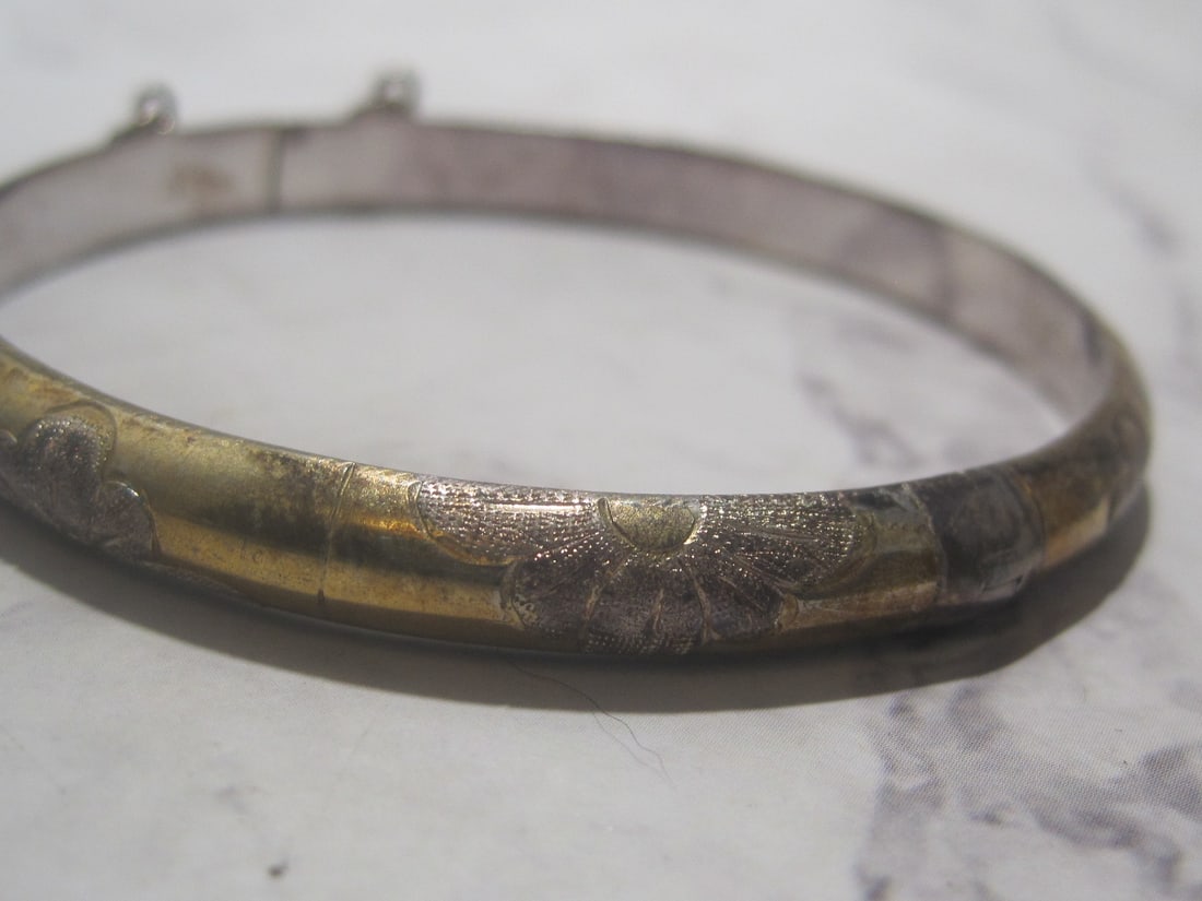 Sterling Silver Two Tone Etched Hinged Bangle Bracelet - 3