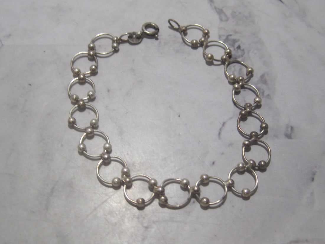 7" Sterling Silver Circle & Bead Bracelet (1 of 3)