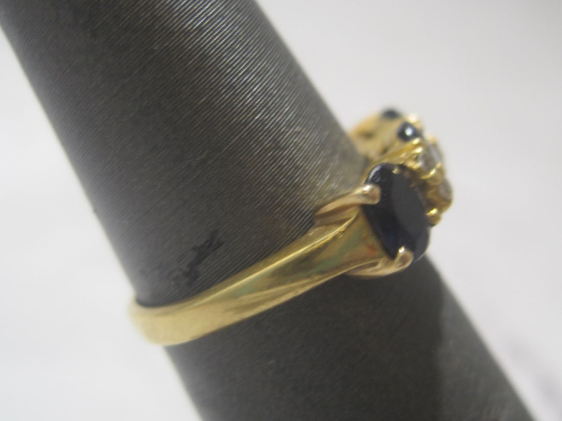 18k Gold Sapphire & Diamond Ring - 2