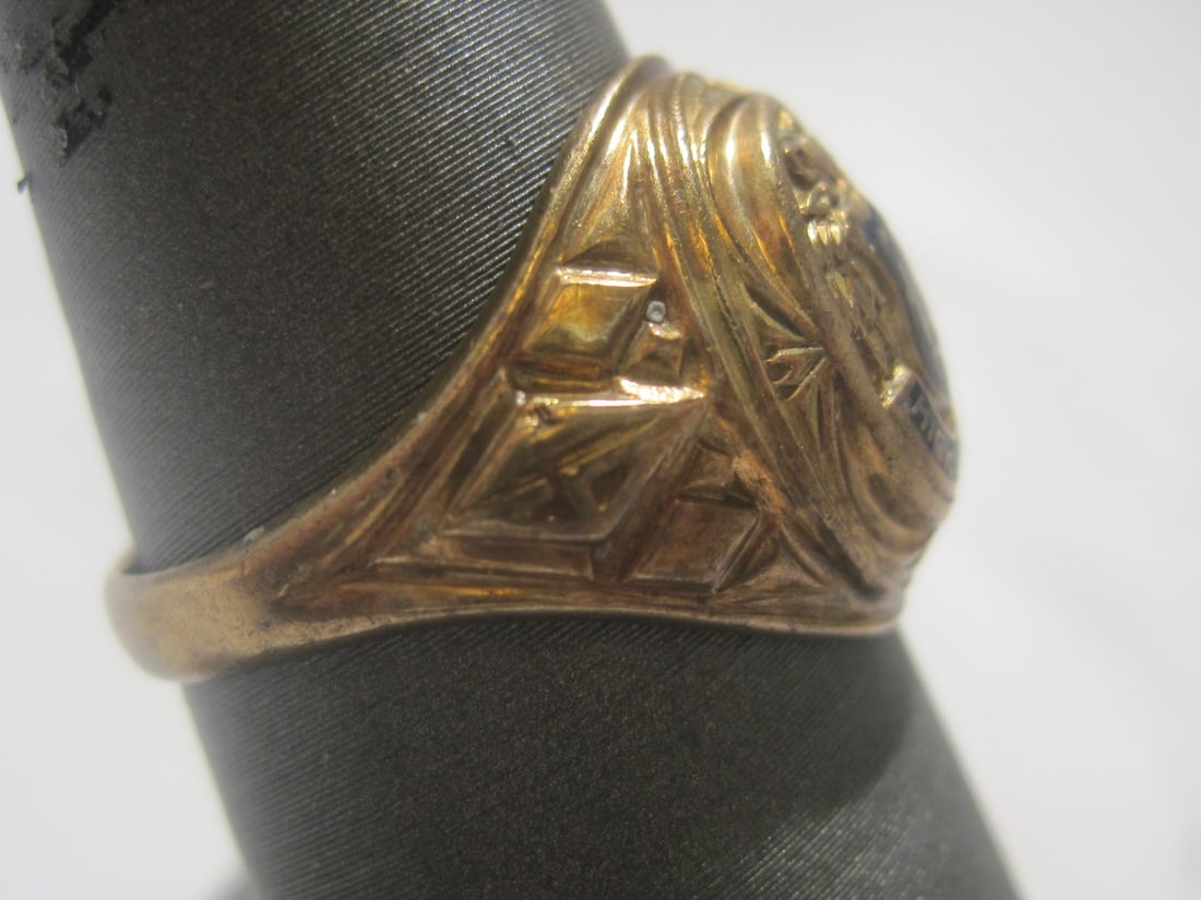 10k Gold Class Ring - 4