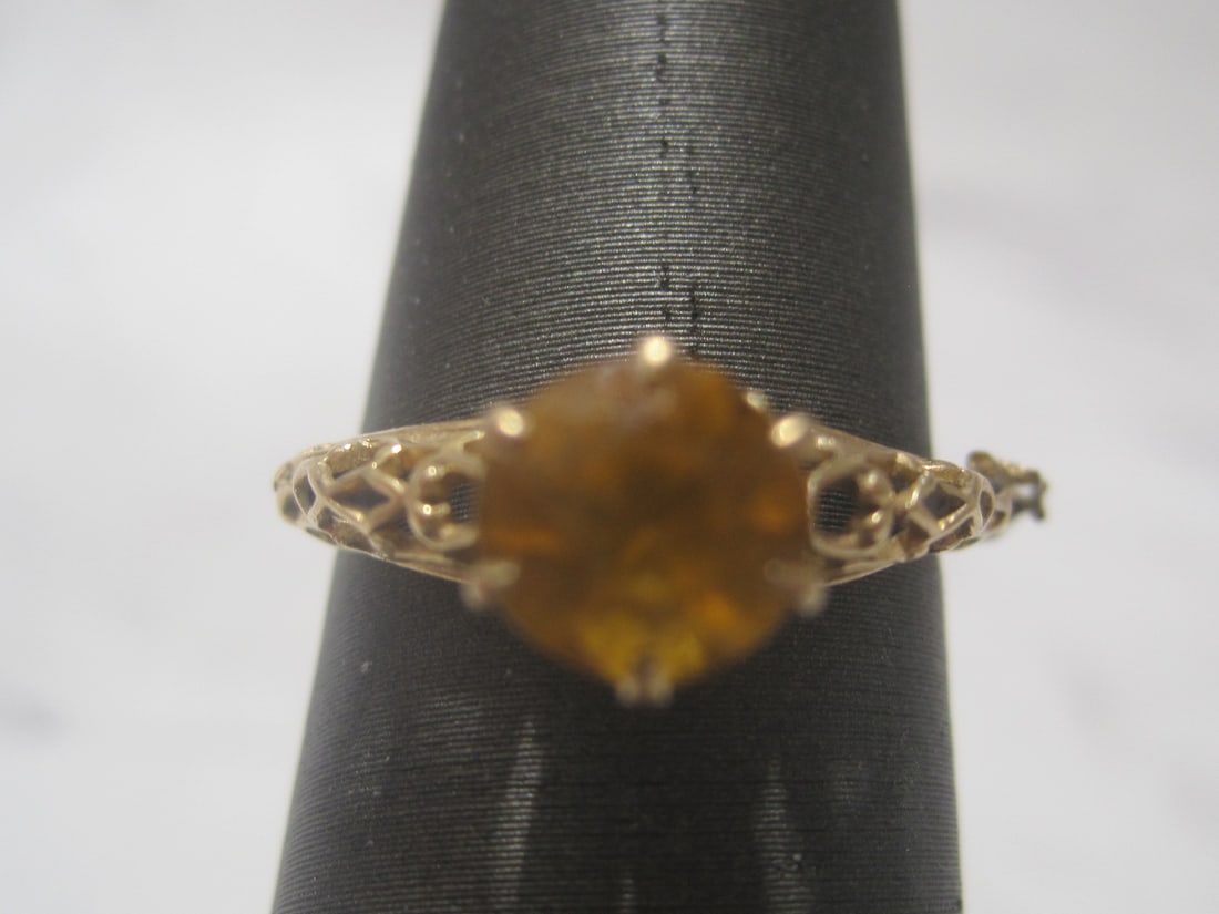 Lot of 2 10k Gold Rings with Stones - 2