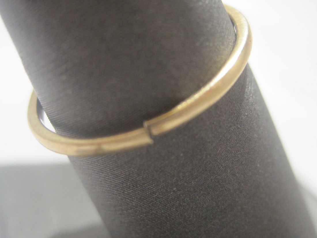 Lot of 2 10k Gold Rings with Stones - 8