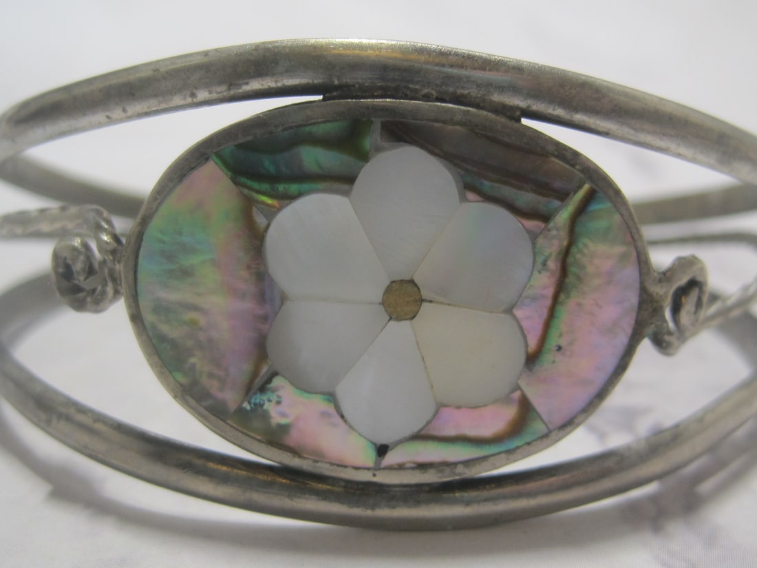 Mexican Silver Cuff Bracelet with Mother of Pearl Flower - 2