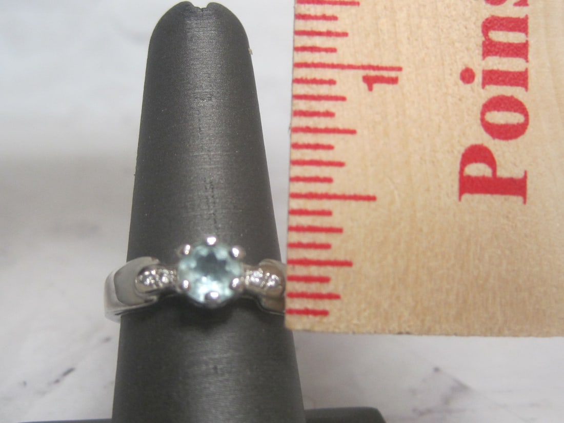 Sterling Silver Blue Topaz Ring - 4