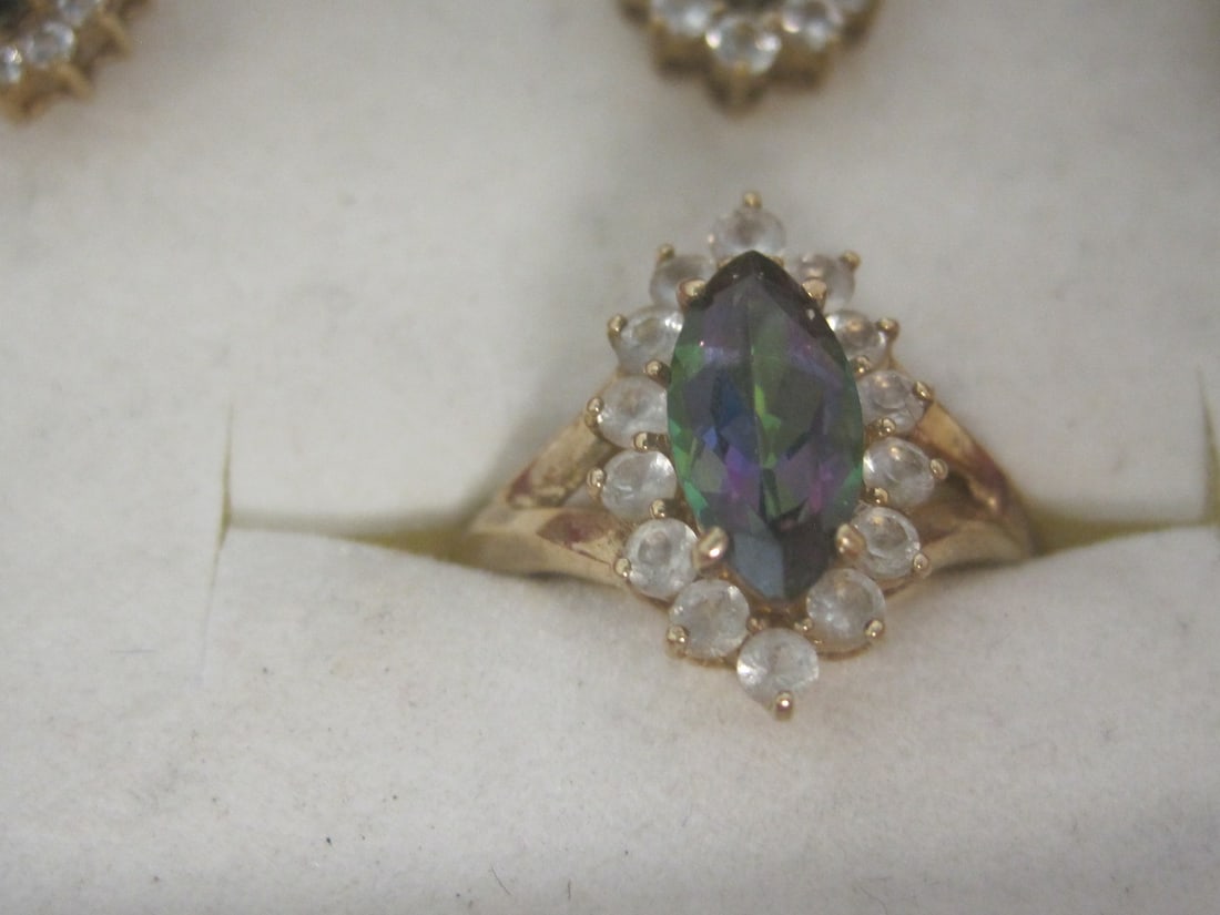 10k Gold Mystic Topaz & Diamond Ring, Pendant, & Earrings - 3