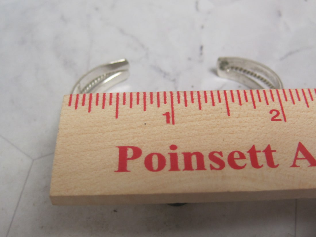 Sterling Silver Cuff Bracelet with Mother of Pearl Flower - 6