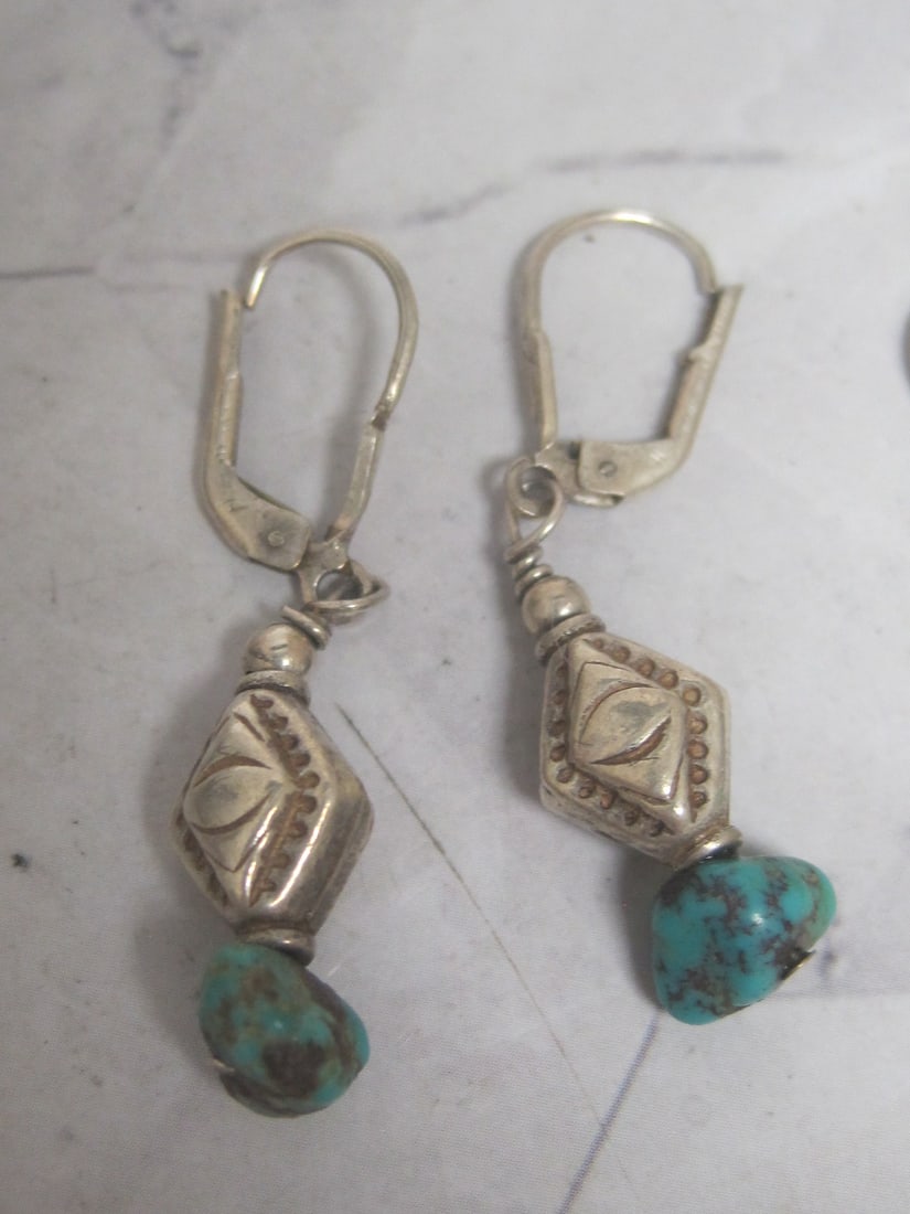 Lot of 2 Pairs of Sterling Silver Leverback Earrings - 2