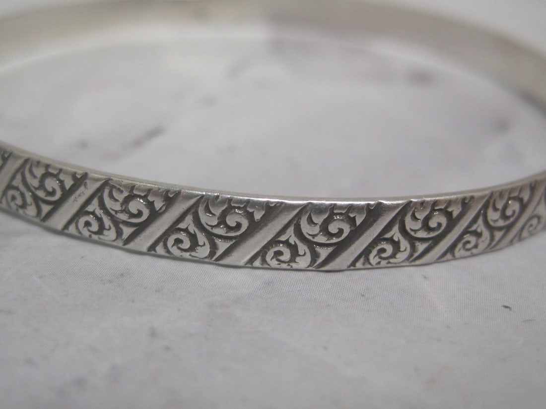 Mexican Silver Etched Bangle Bracelet - 2