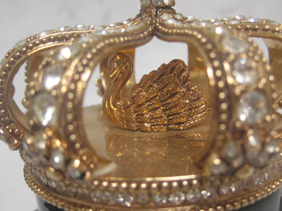 Wendy Reed Jeweled Trinket Box - 3