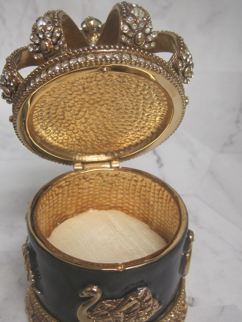 Wendy Reed Jeweled Trinket Box - 5