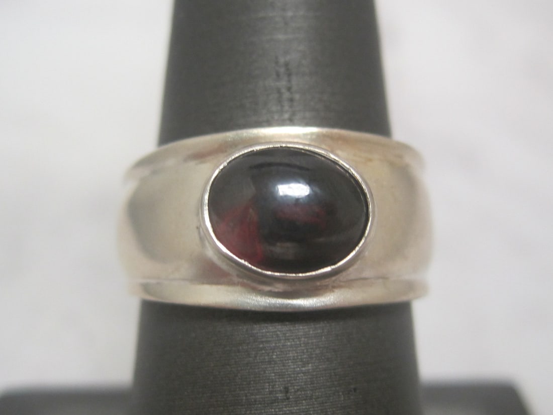 Sterling Silver Ring with Purple Stone (1 of 4)