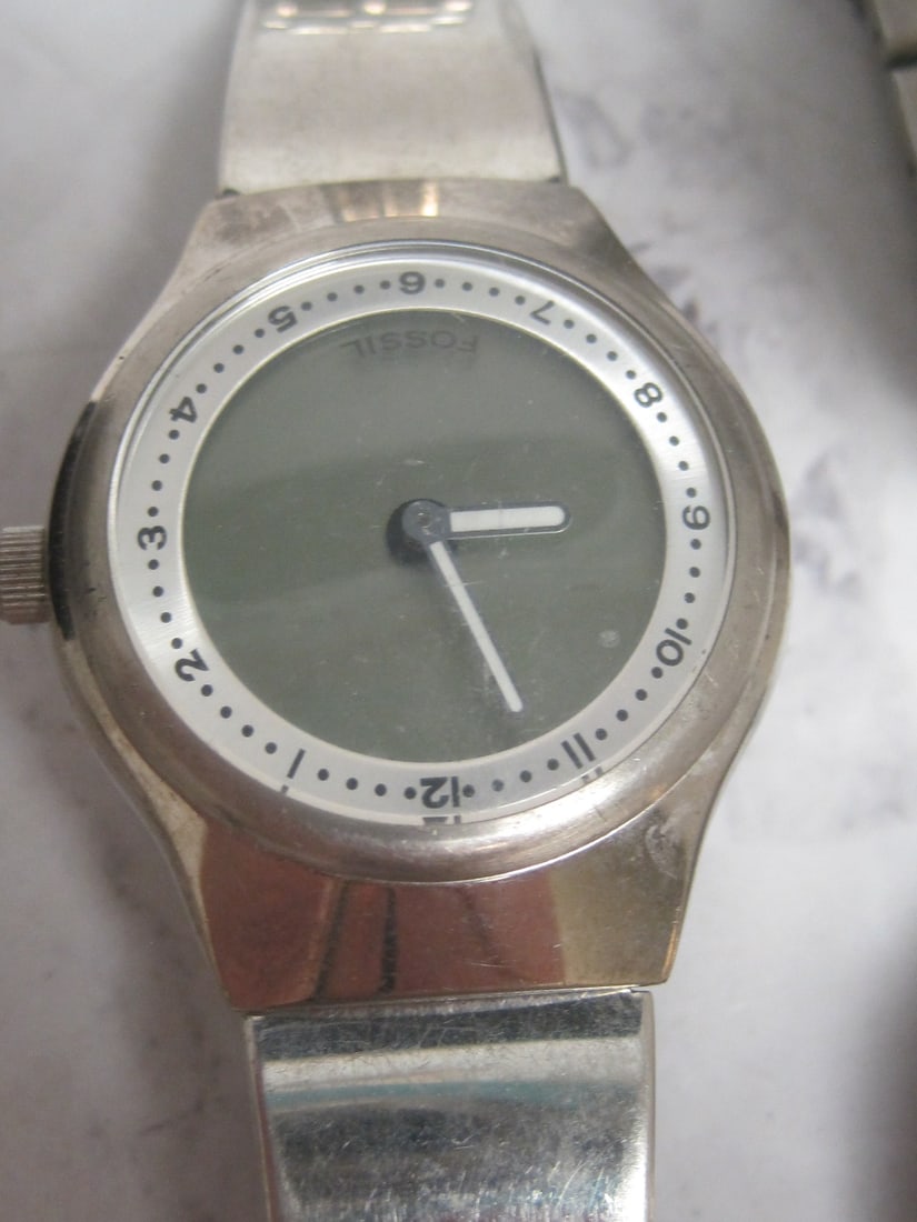 Lot of 4 Watches - 4