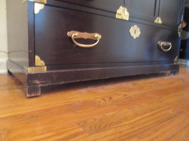 Century Furniture of Distinction Chinoiserie Style Server Chest with Brass Accents - 4