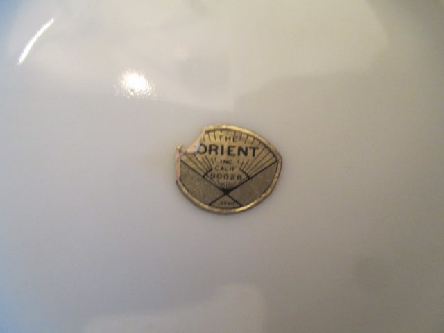 The Orient Porcelain Ginger Jar with Gold Leaf Accents - 5