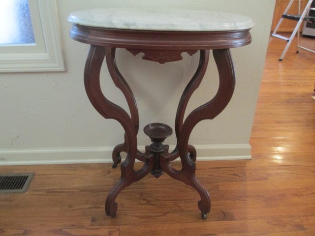 Victorian Eastlake Oval Marble Top Side Table (1 of 11)