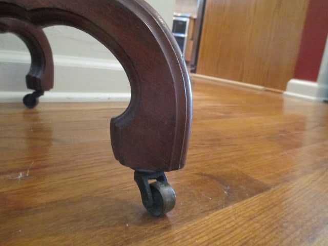 Victorian Eastlake Oval Marble Top Side Table - 7