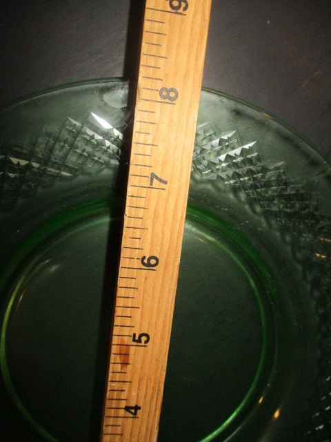 12 Green Uranium/Vaseline Depression Glass Dotted Diamond Pattern Plates - 5