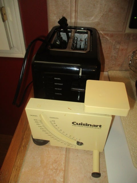 Cuisinart Precision Portion Scale and 2 Wide Slot Toaster (1 of 4)
