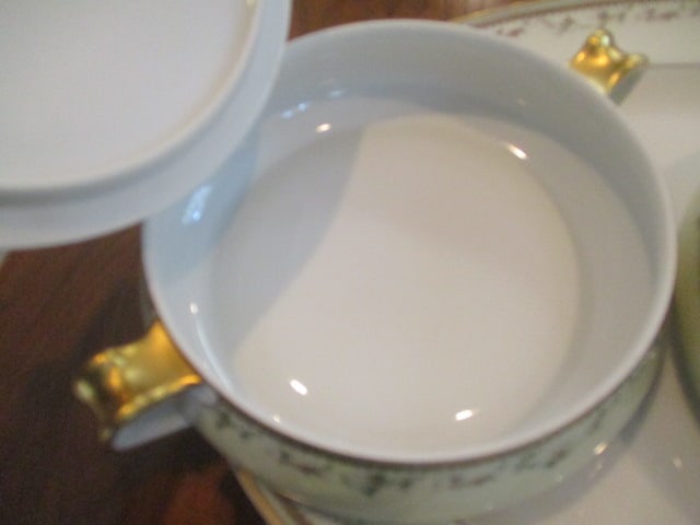 Haviland & Co. Limoges France "Yale" Fine China Platter and Two Covered Handled Dishes - 3