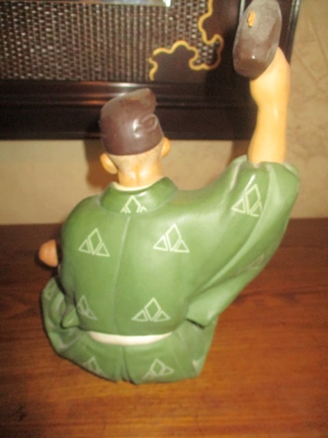 Vintage Japanese Hakata Urasaki "The Woodcarver" Doll - 5