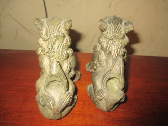 Pair of Sculpted Foo Dog Statues - 3