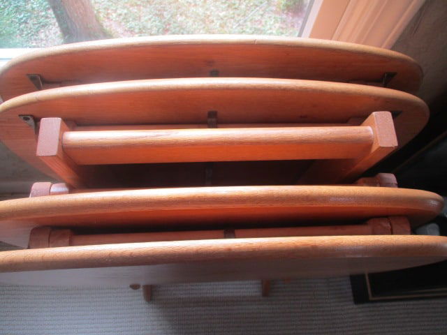 Cornwall Light Oak TV Tray Set - 2