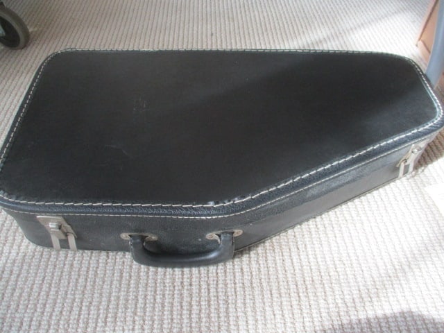 Vintage Oscar Schmidt International Model "BH" Autoharp in Carry Case - 6