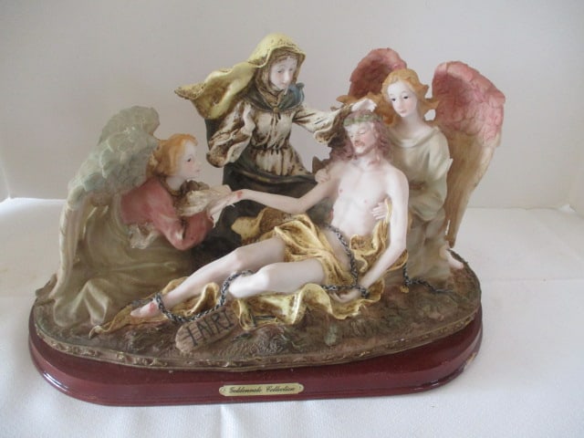 Goldenvale Collection "La Pieta" Tabletop Reproduction Figurine: 13" long, 7 3/4"h 
