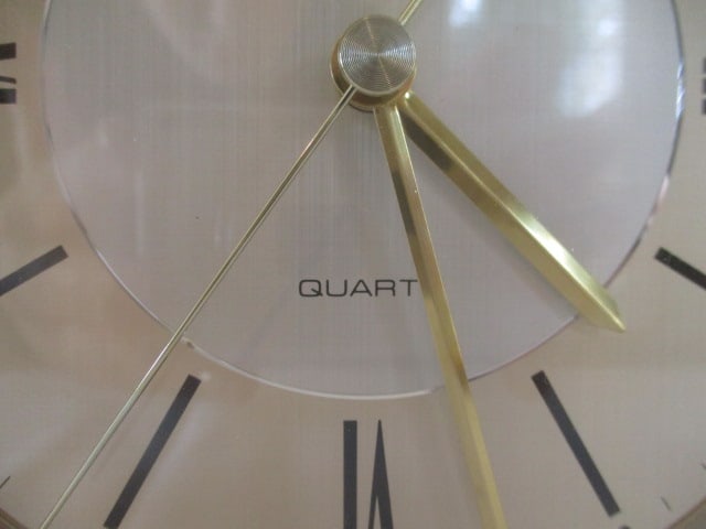 Bulova and Seiko Brass Quartz Desk/Table Clocks - 7