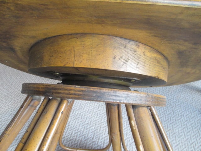 Midcentury Rattan Dinette Set - 10