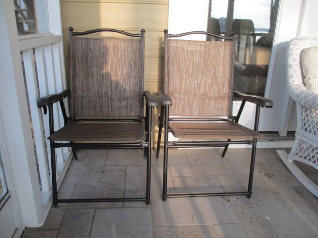 Pair of Bronzed Folding Metal Patio Chairs: . 